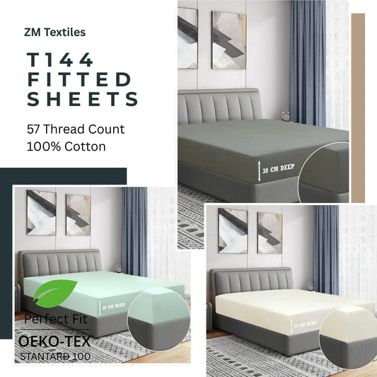 T144 Spannbettlaken von ZM Textiles mit Fadendichte 57 aus 100 % Baumwolle auf einem Bett.