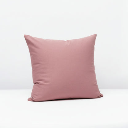 Dusty rose pillowcase on a white background, featuring ZM Textiles Belgium dyed pillowcase set.