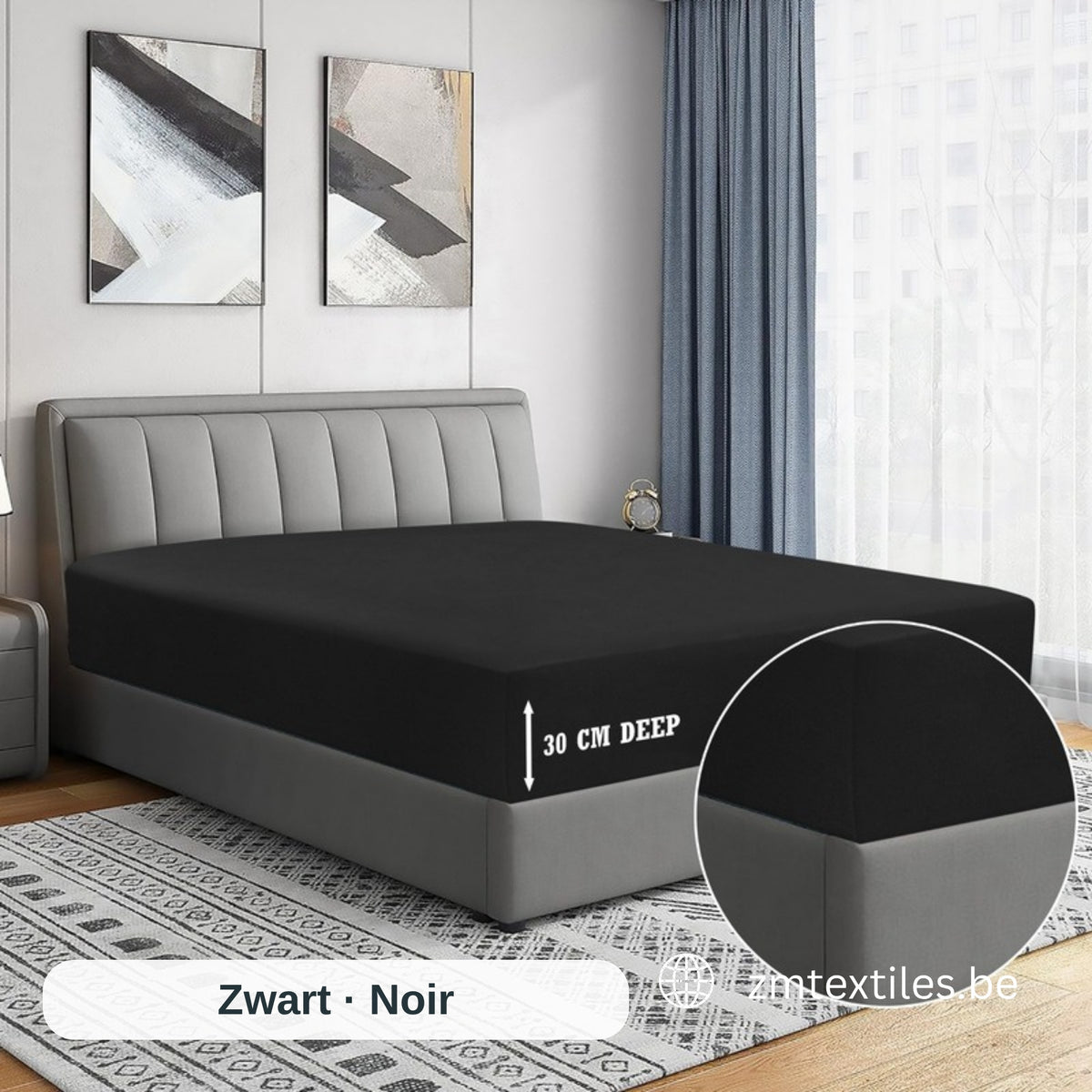 Schwarzer Matratzenbezug auf einem Bett mit Nahaufnahme der Steghöhe, in einem Schlafzimmer, mit den T144 Baumwoll-Spannbettlaken von ZM Textiles Belgium.
